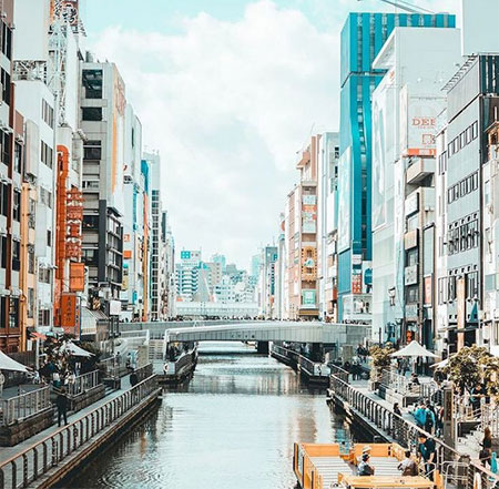 دانلود آهنگ دوران عجیب ناصر تنها